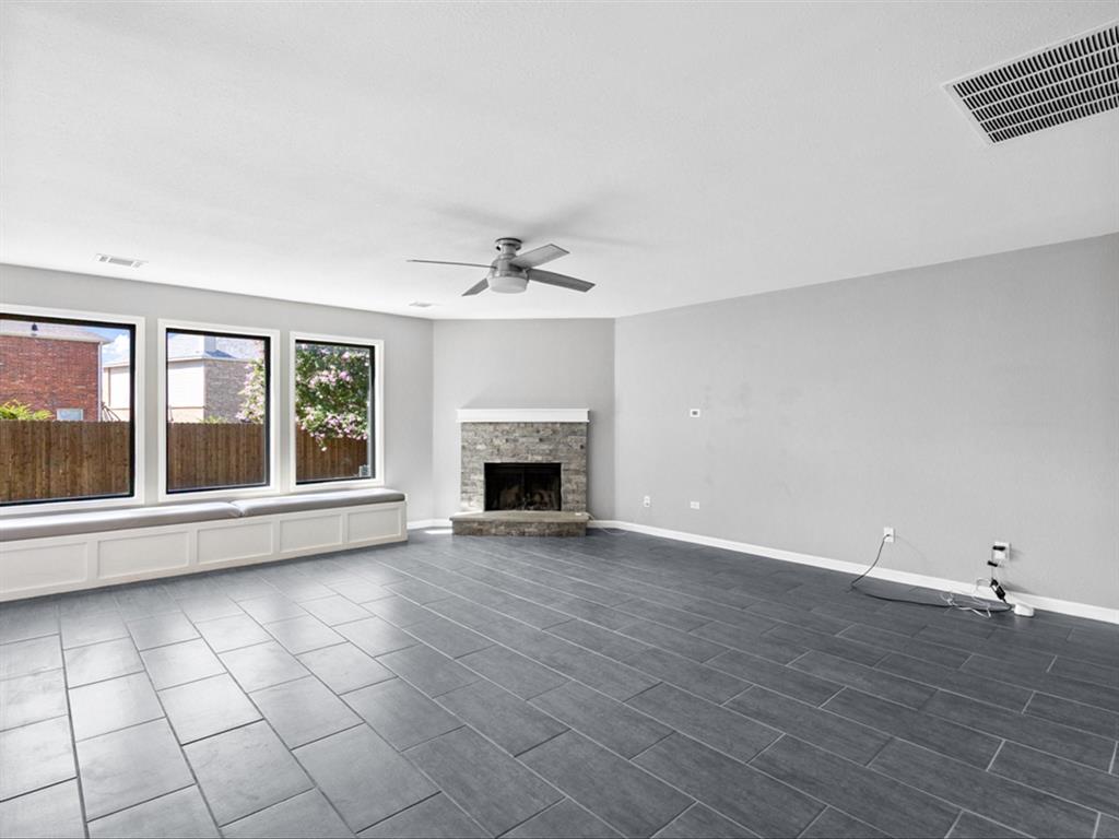 5304 Los Altos Road Property Photo 6