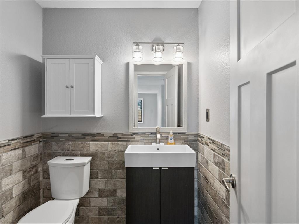 5304 Los Altos Road Property Photo 15