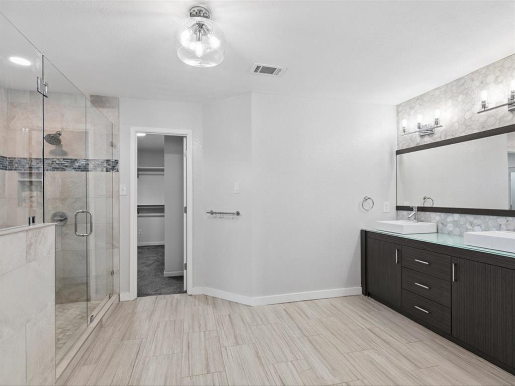 5304 Los Altos Road Property Photo 20