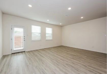 761 Bonnet Trail Property Photo 3