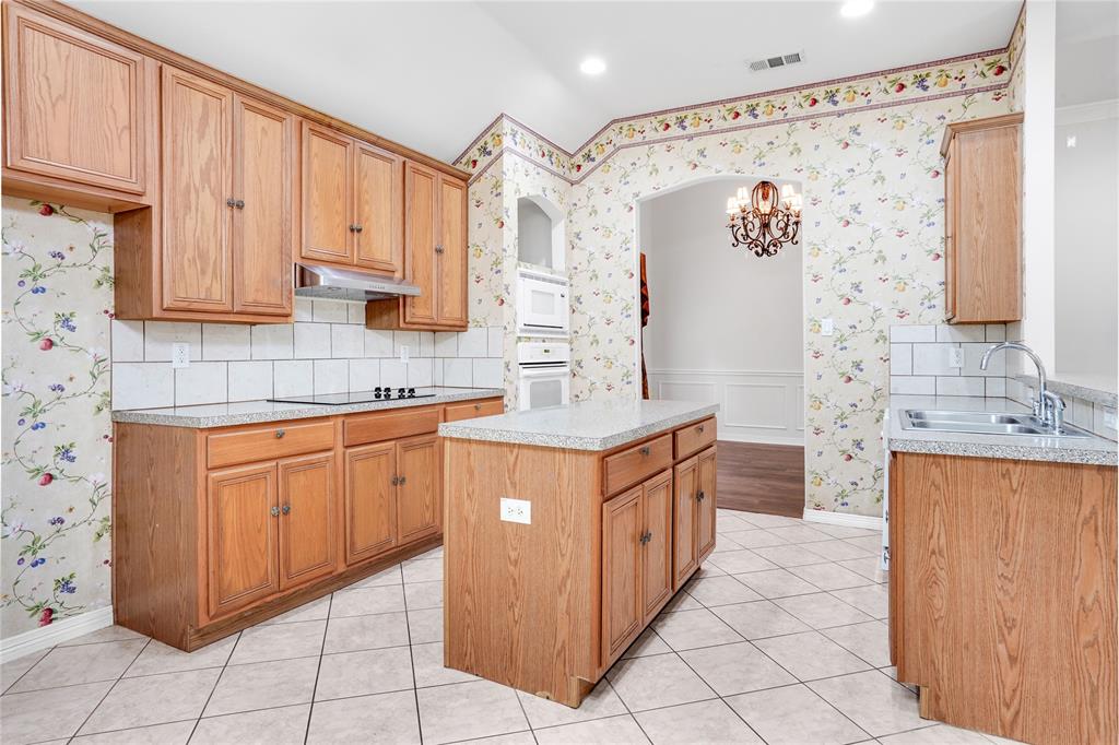 3401 Ledbetter Court Property Photo 7