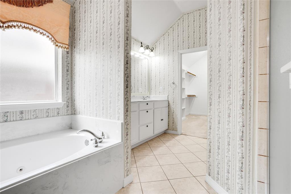 3401 Ledbetter Court Property Photo 11