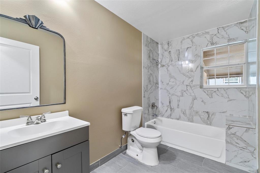 8714 Quinn Street A Property Photo 17