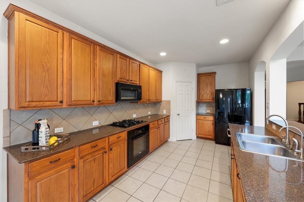 6945 Shoreview Drive Property Photo 17