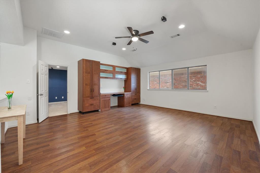 6945 Shoreview Drive Property Photo 27