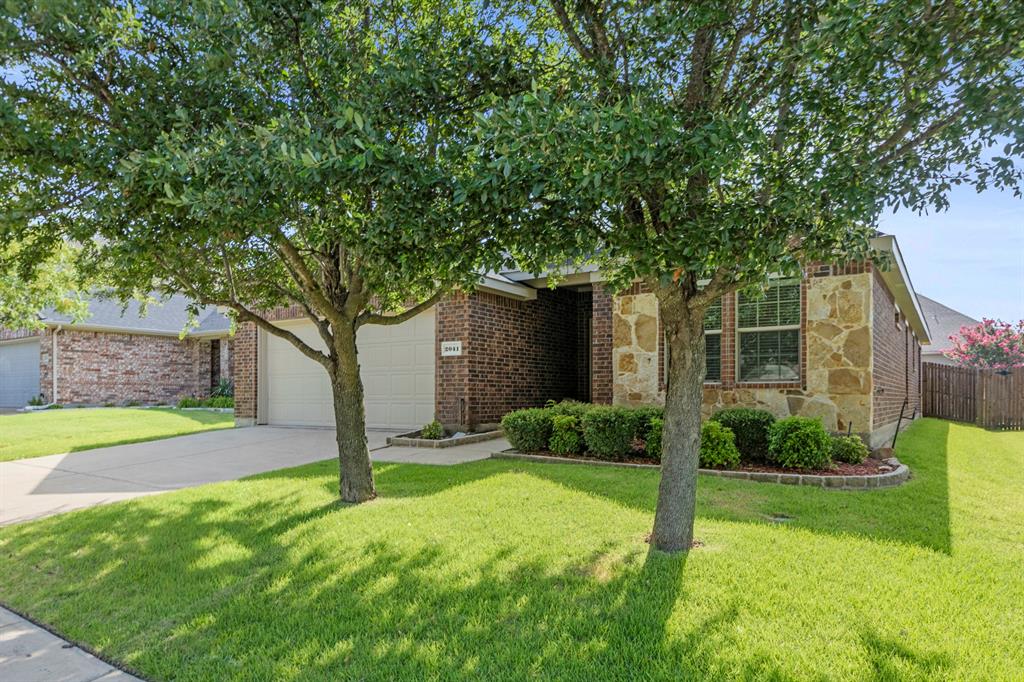 2041 Shady Glen Trail Property Photo 4