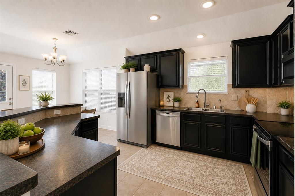 2041 Shady Glen Trail Property Photo 7