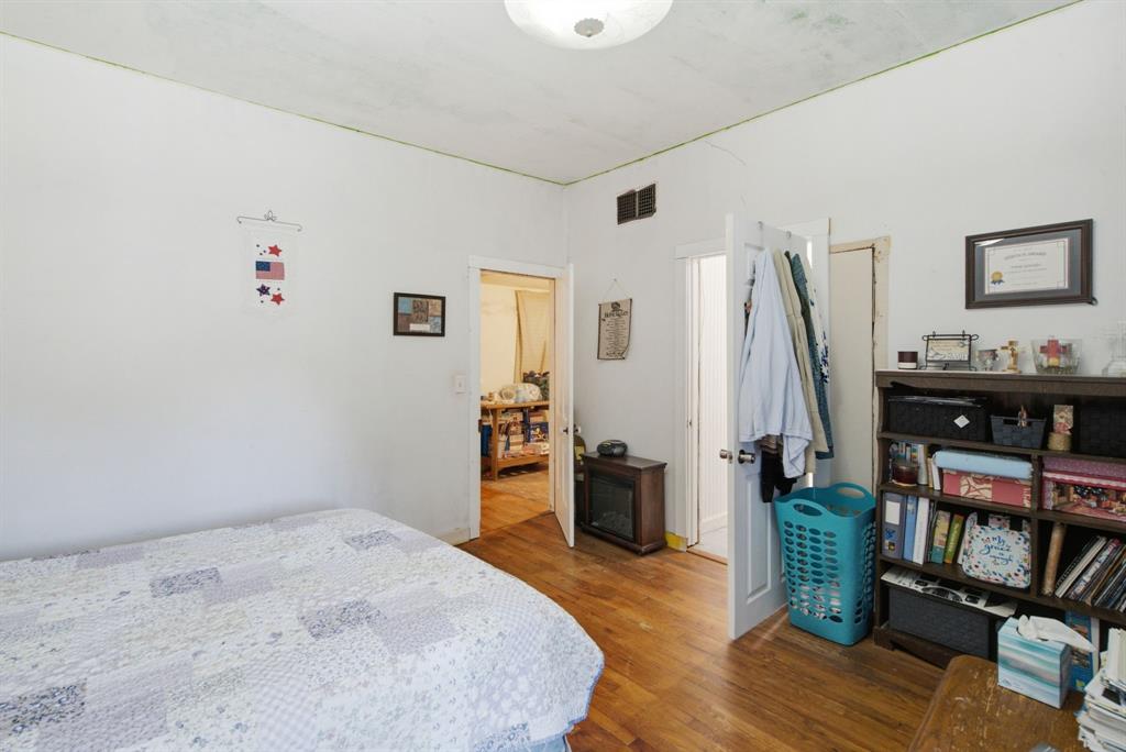 324 W Ross Avenue Property Photo 13