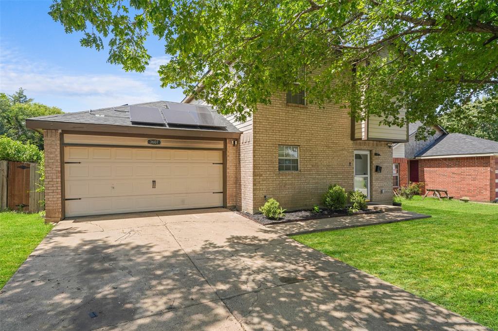 3607 Pinebrook Drive Property Photo 3