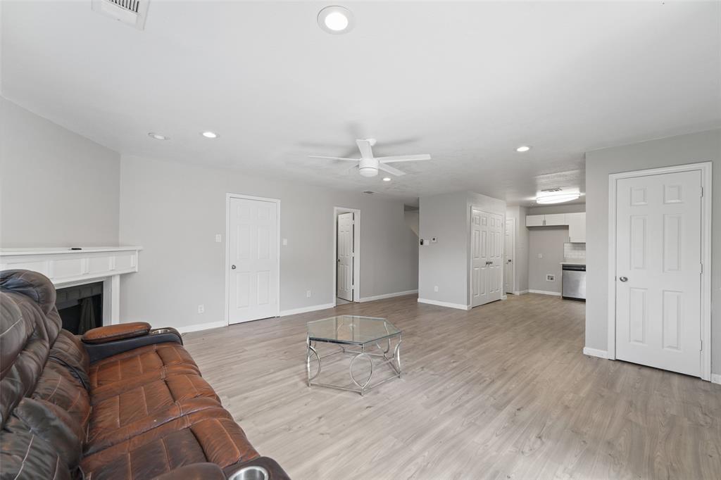 3607 Pinebrook Drive Property Photo 9