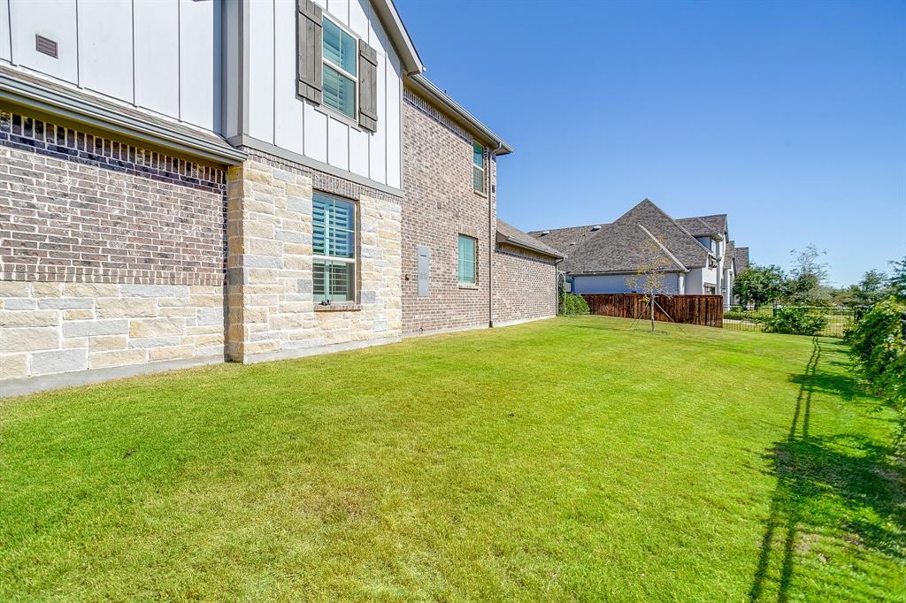 2009 Roundtree Circle Property Photo 38