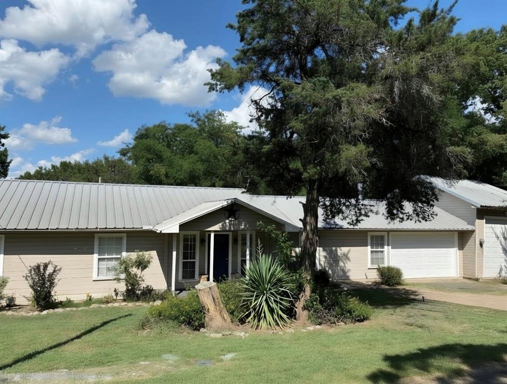 9217 Indian Trail Property Photo 1
