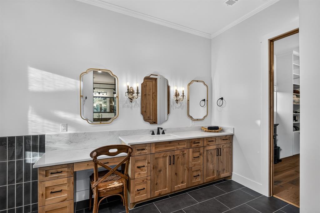 10602 Indian Trail Property Photo 20
