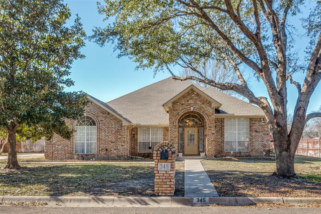 345 Huggins Drive Property Photo 1