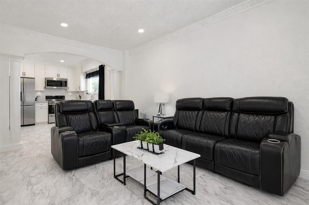 2211 Irion Avenue Property Photo 4
