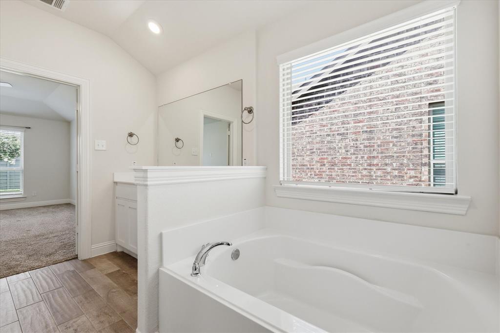 1416 Trailwood Terrace Property Photo 20