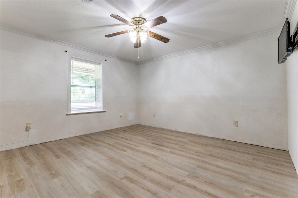 1590 Farm Road 2352a Property Photo 12
