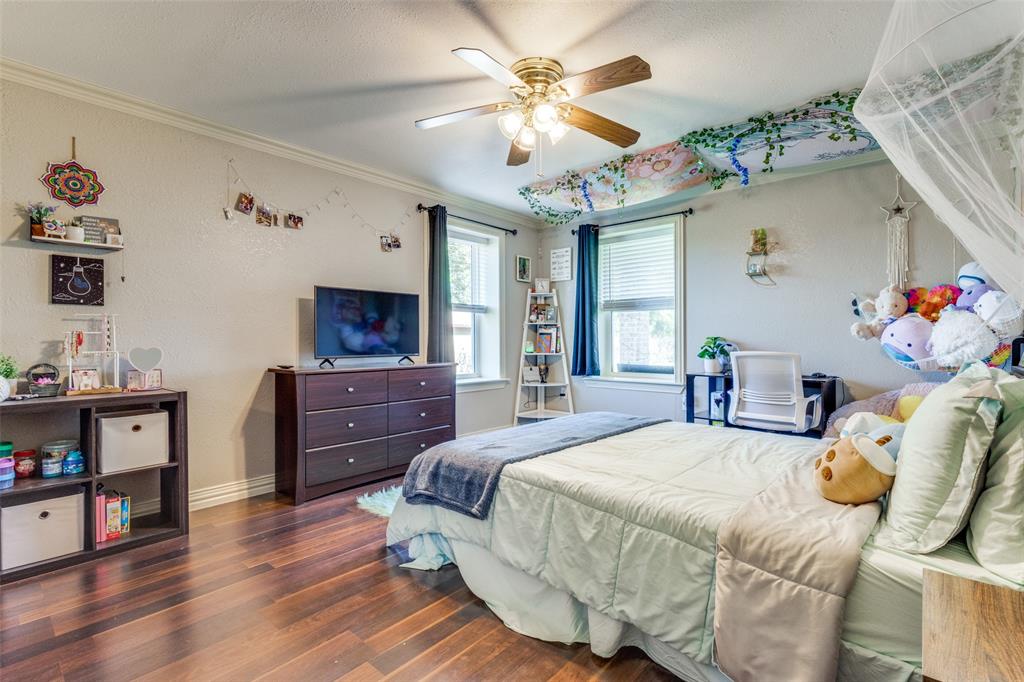 1590 Farm Road 2352a Property Photo 16
