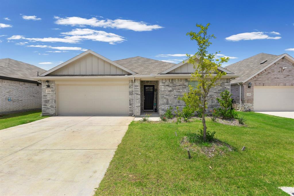 220 Sugarlands Drive Property Photo 1