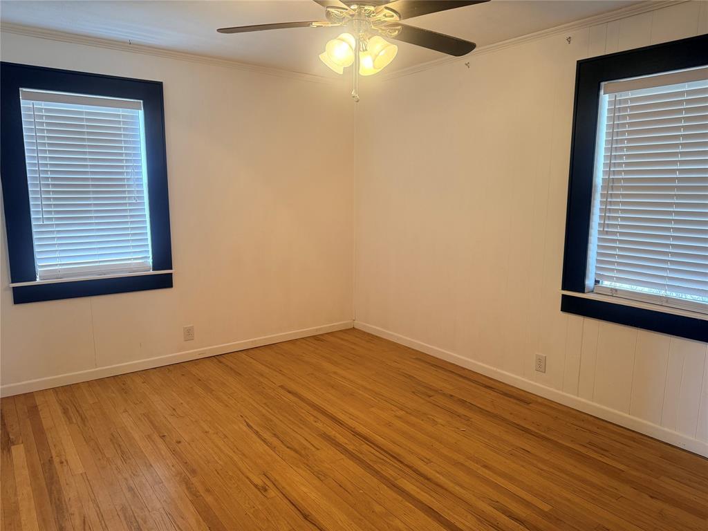 901 S Washington Avenue Property Photo 12