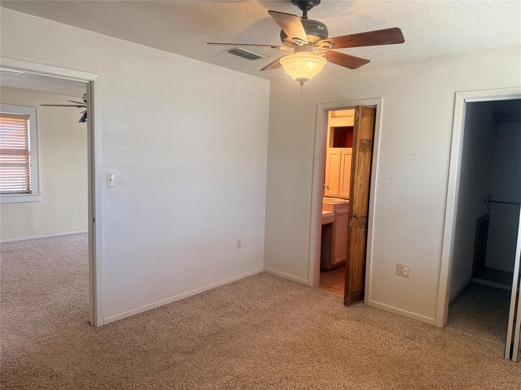 901 S Washington Avenue Property Photo 20