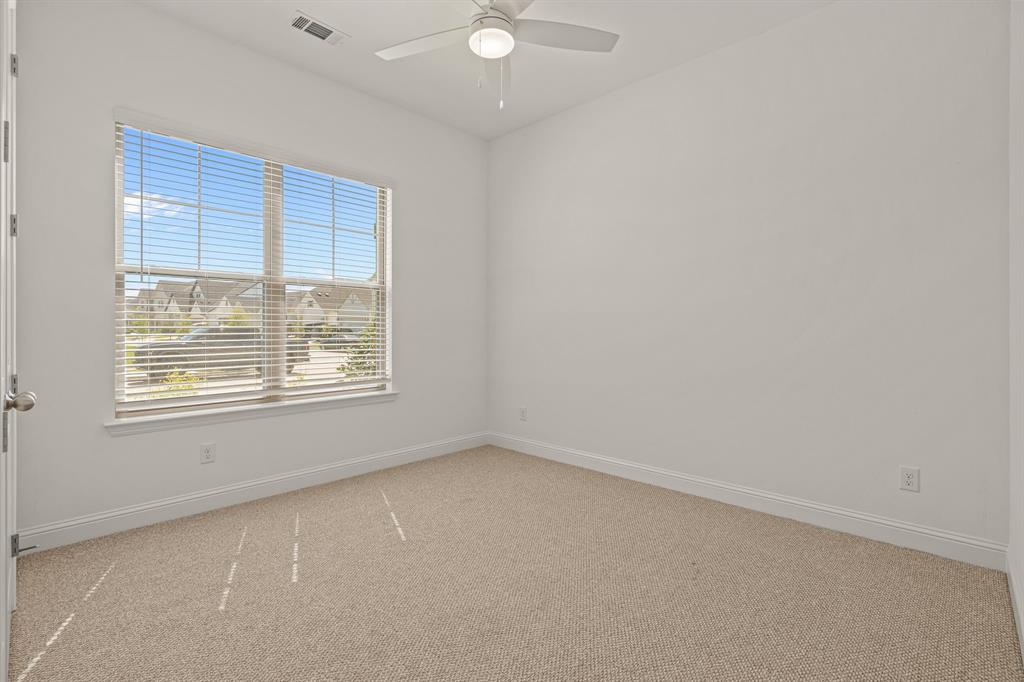 920 Sandpiper Drive Property Photo 5