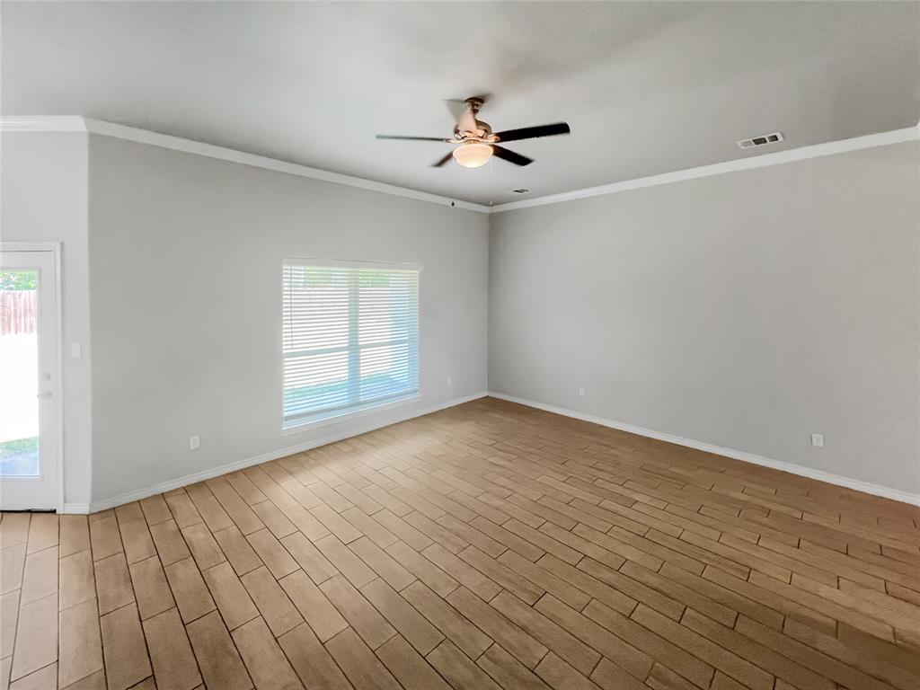1029 Campbelton Drive Property Photo 7
