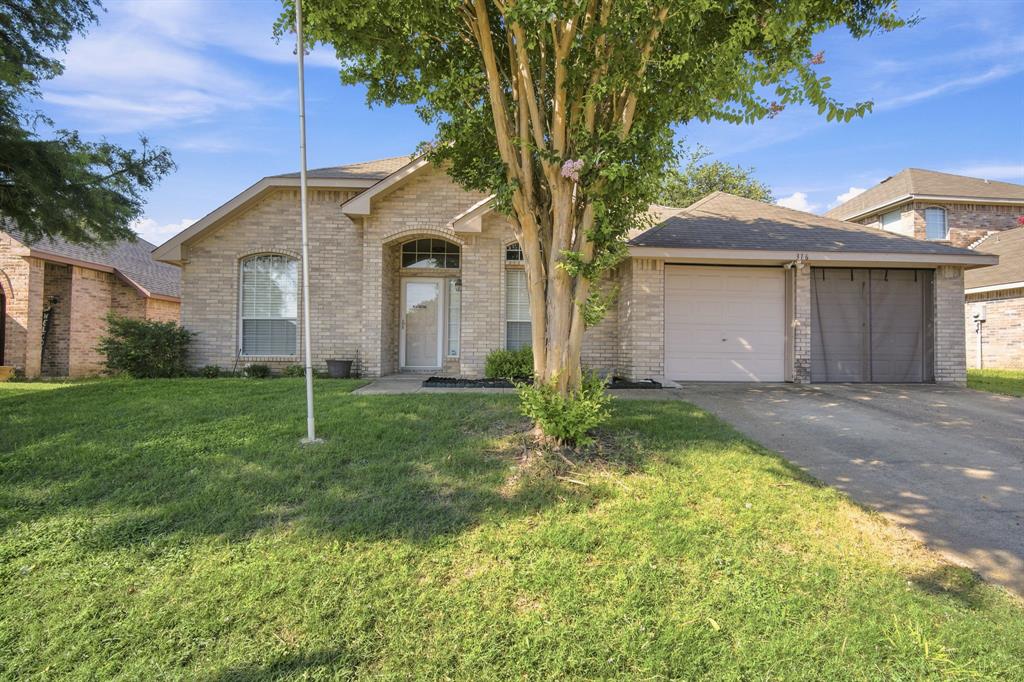316 Willow Creek Lane Property Photo 8