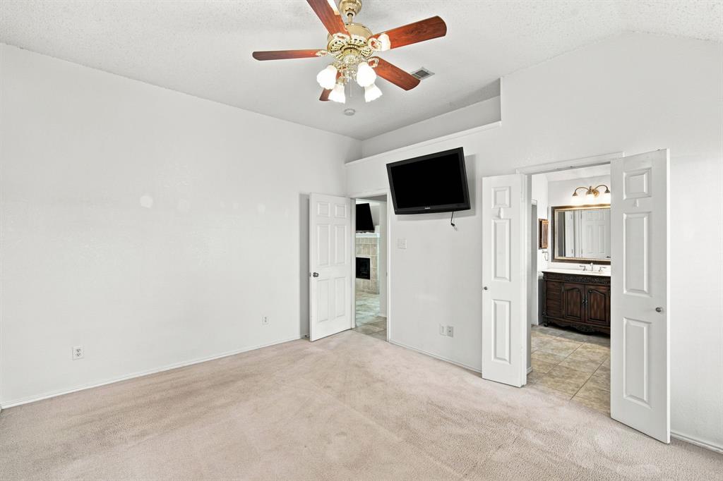 316 Willow Creek Lane Property Photo 22