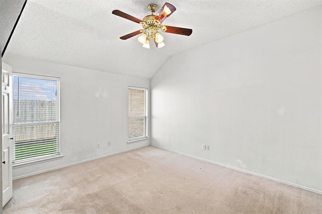 316 Willow Creek Lane Property Photo 24
