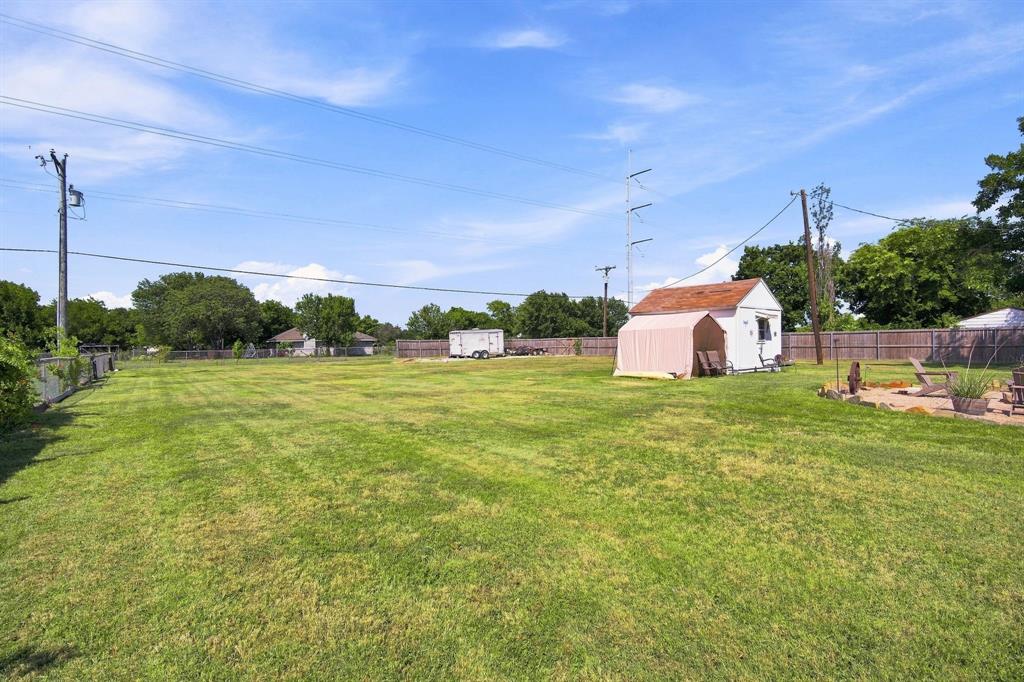 300 Pebble Creek Lane Property Photo 18