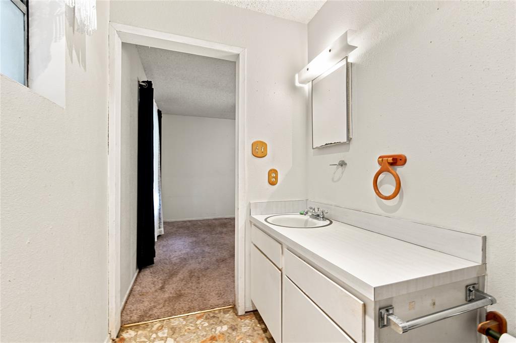 504 E Roosevelt Avenue Property Photo 16