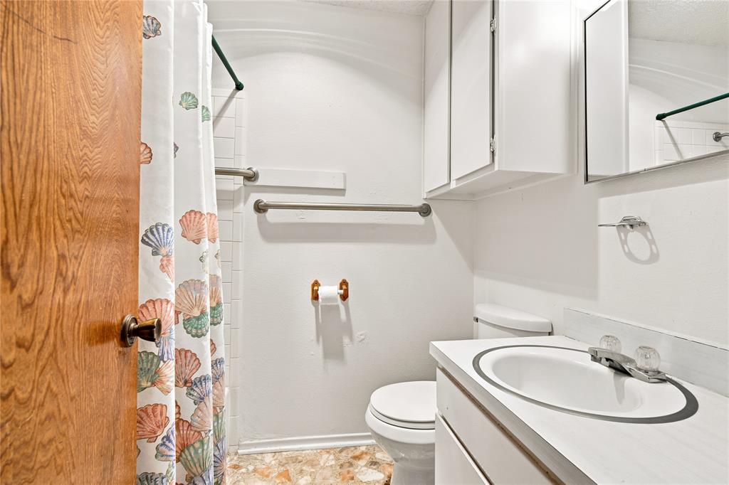 504 E Roosevelt Avenue Property Photo 17