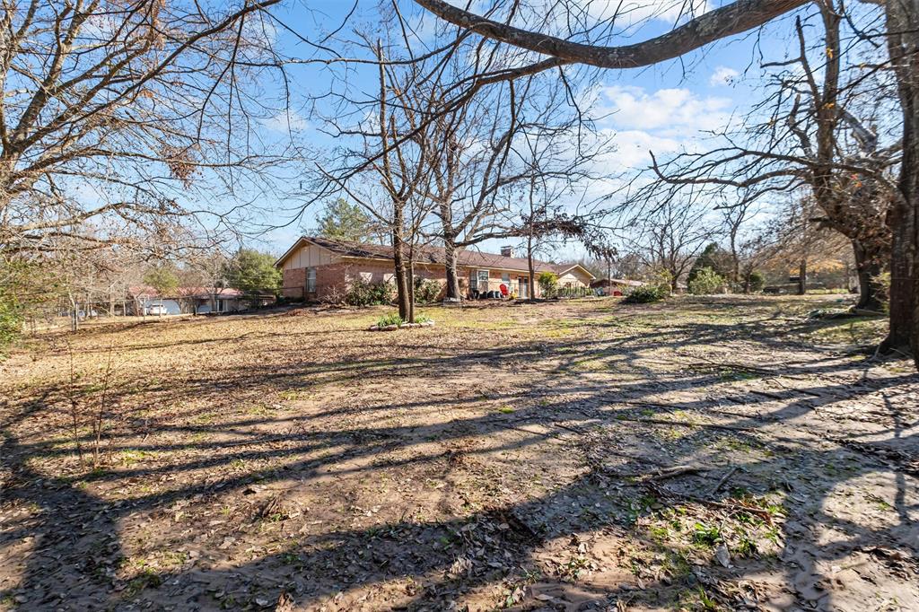 703 Amy Street Property Photo 5