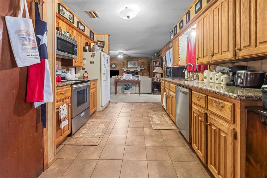 703 Amy Street Property Photo 15