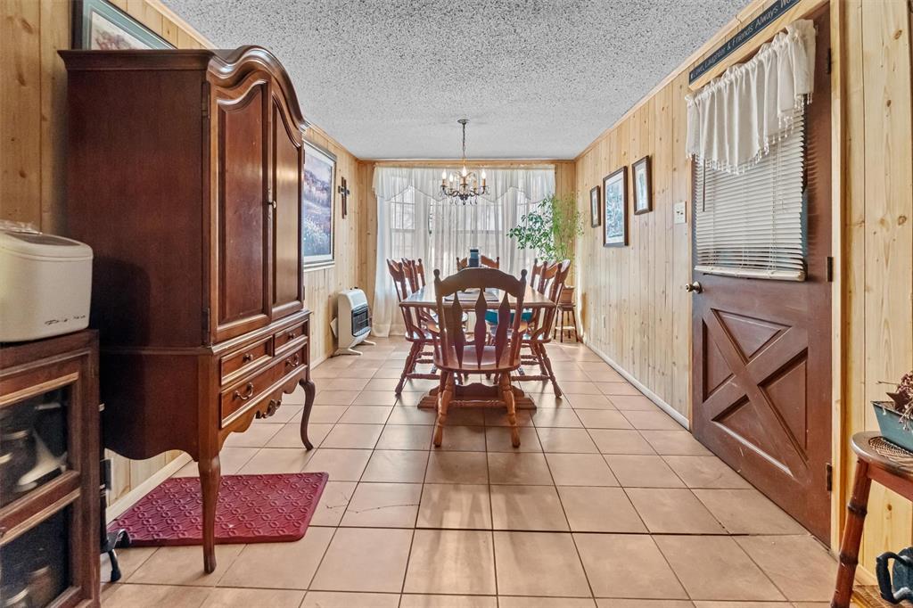 703 Amy Street Property Photo 16
