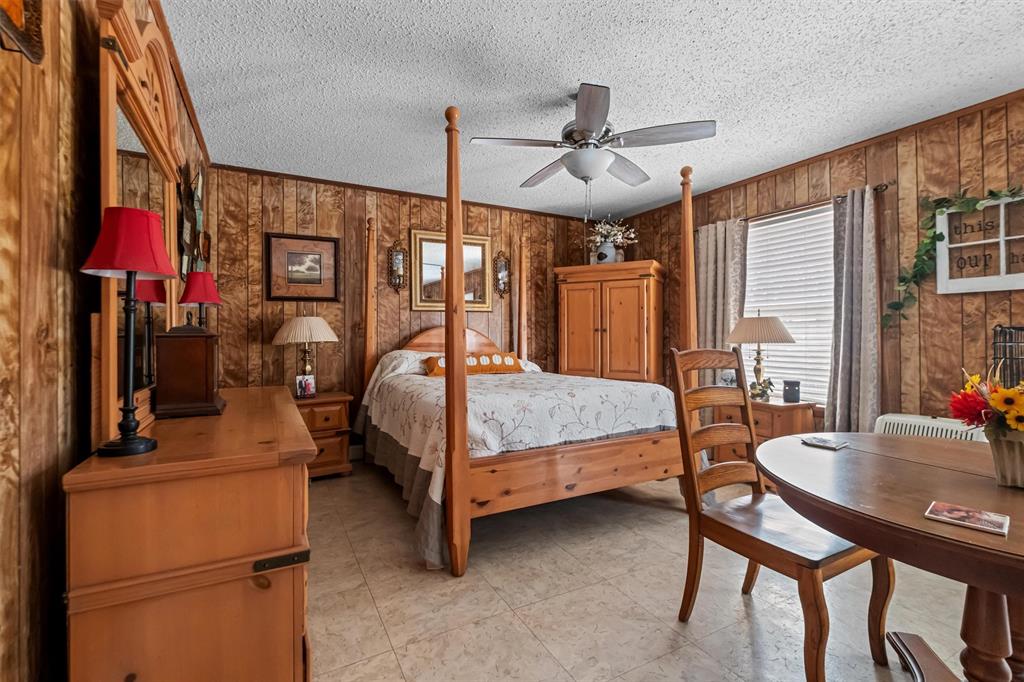 703 Amy Street Property Photo 25