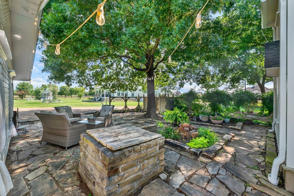 1425 Lone Star Road Property Photo 24