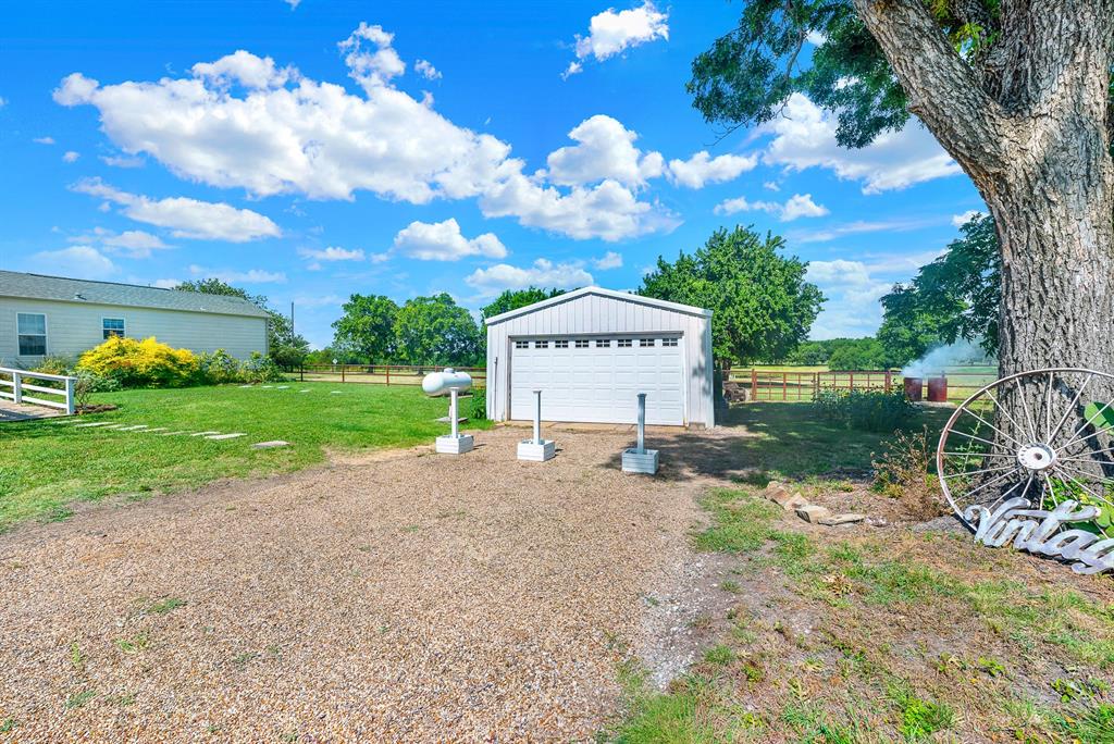 1425 Lone Star Road Property Photo 25