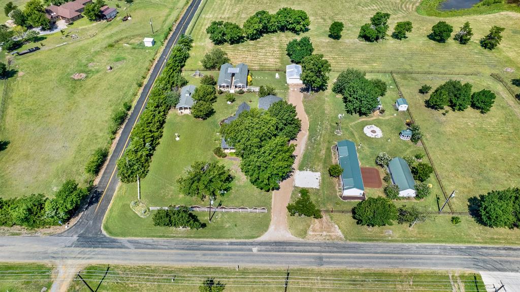 1425 Lone Star Road Property Photo 37