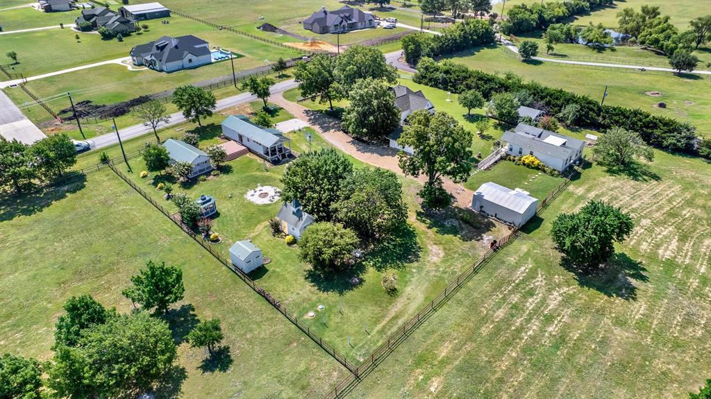 1425 Lone Star Road Property Photo 38