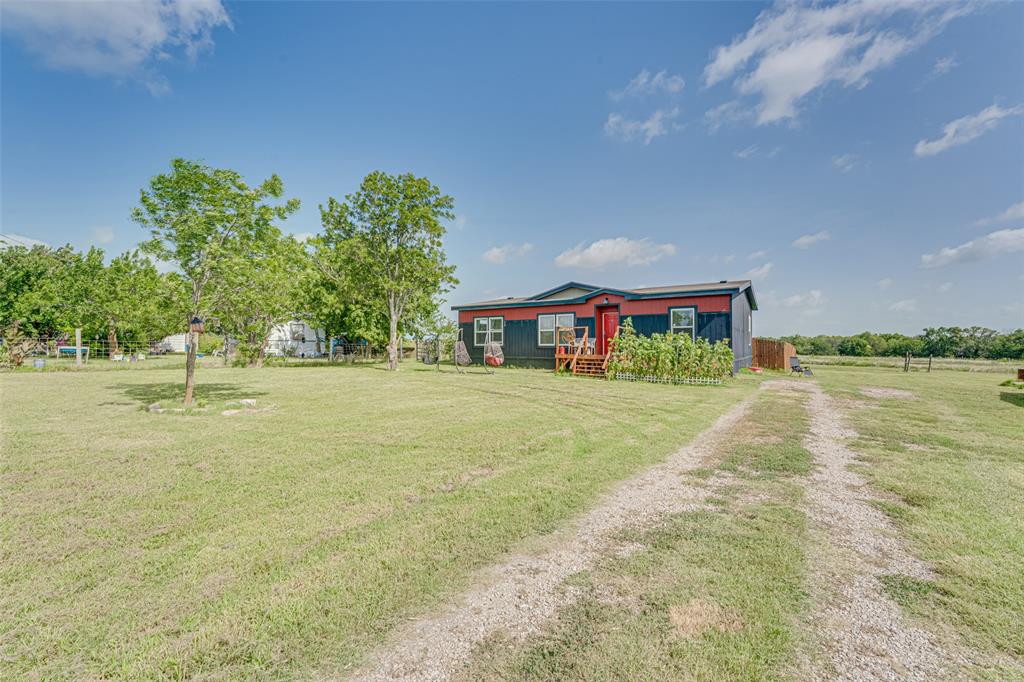 3912 County Road 4119 Property Photo 8