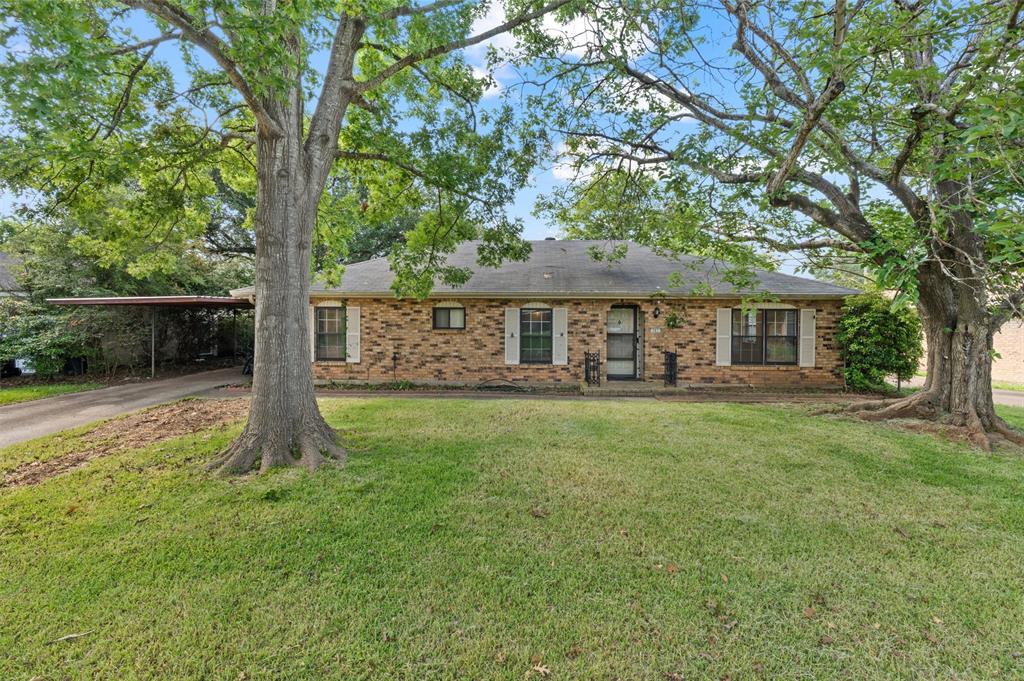 265 Suzanne Drive Property Photo 1