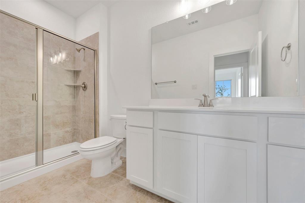 5005 Lily Creek Drive Property Photo 10