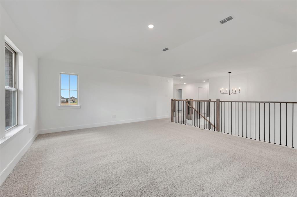 5005 Lily Creek Drive Property Photo 27