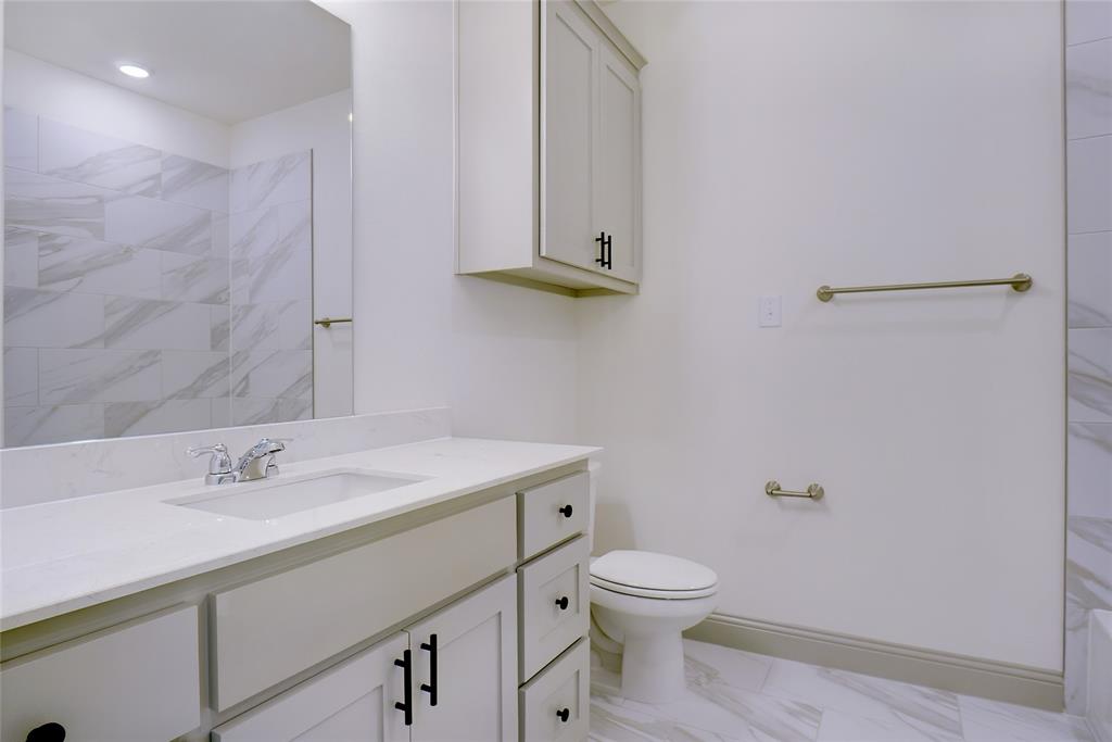 219 Community Drive Property Photo 15