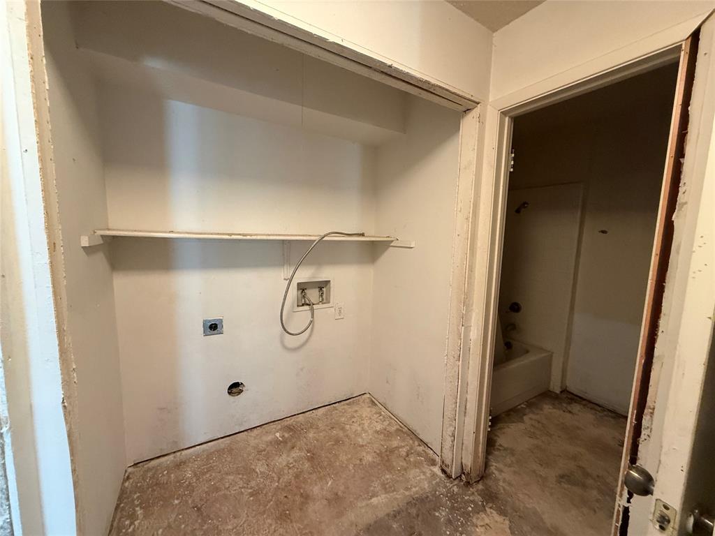 2916 Canis Circle Property Photo 13