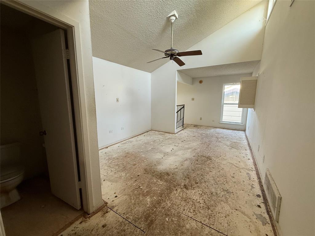 2916 Canis Circle Property Photo 18