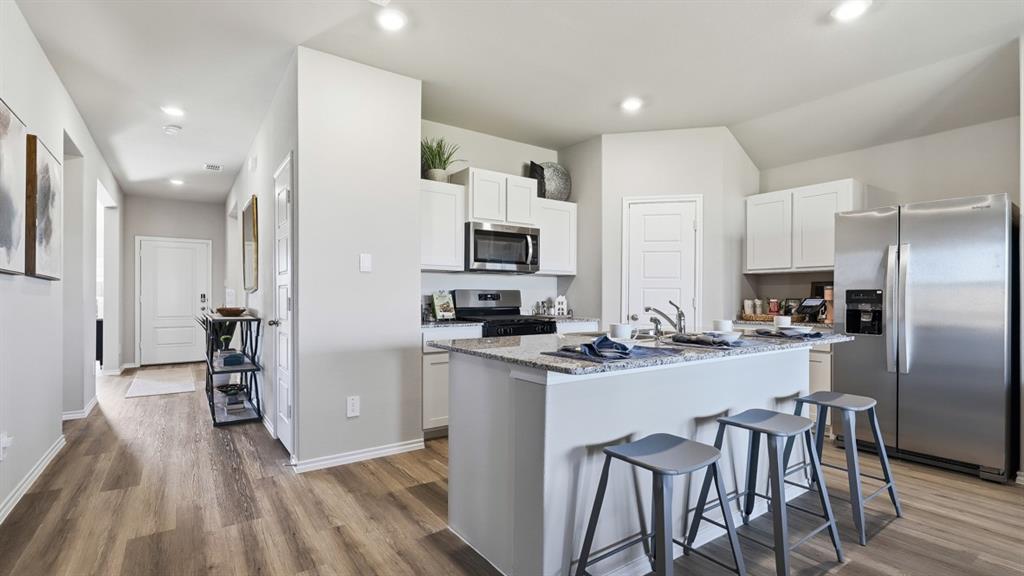 1532 Lemon Tree Lane Property Photo 3
