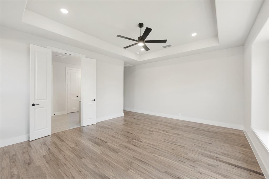 1027 Emerald Trace Drive Property Photo 24